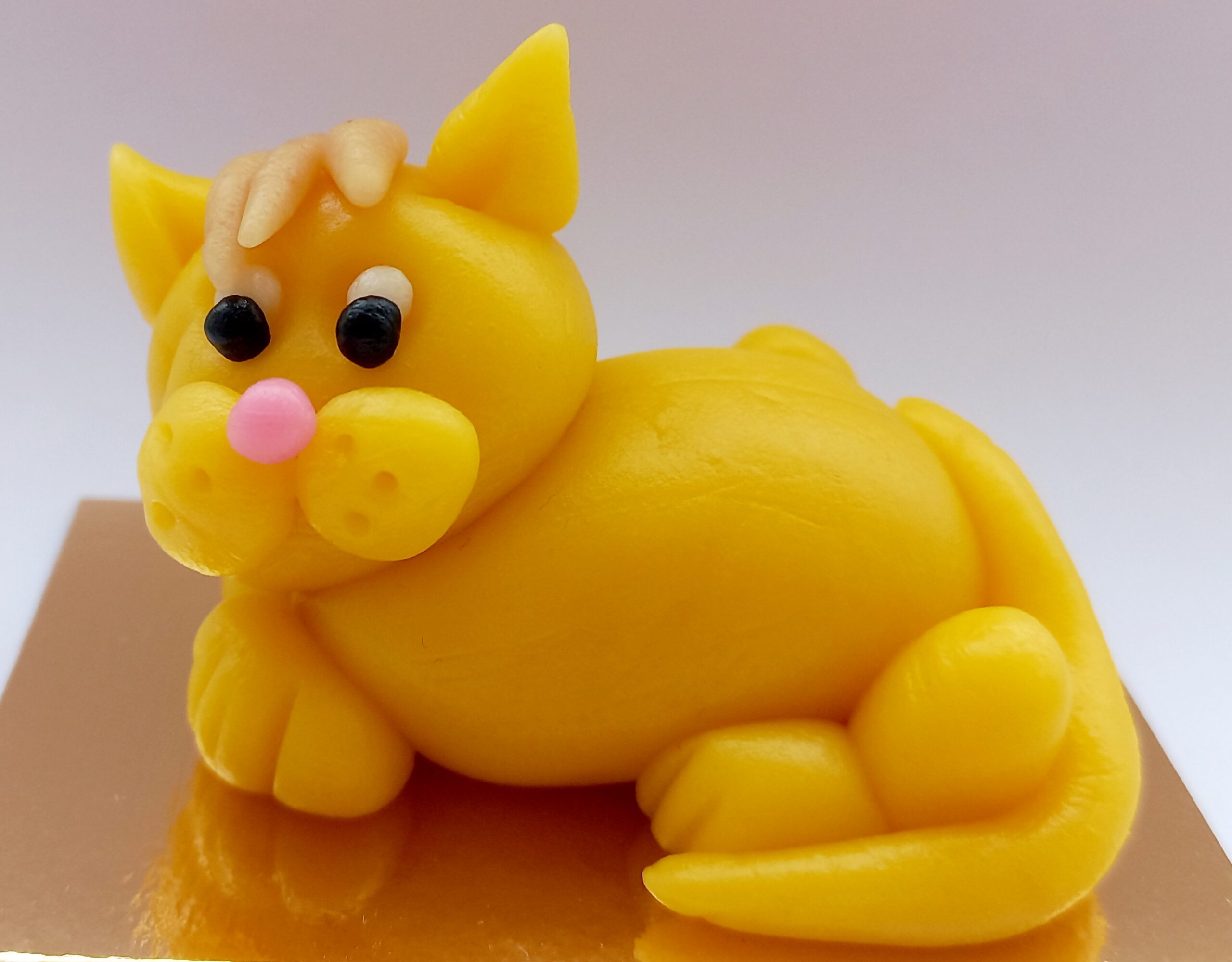 Martsipanikuju Kass kollane