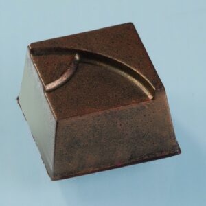 Kommivorm polükarbonaadist kandiline